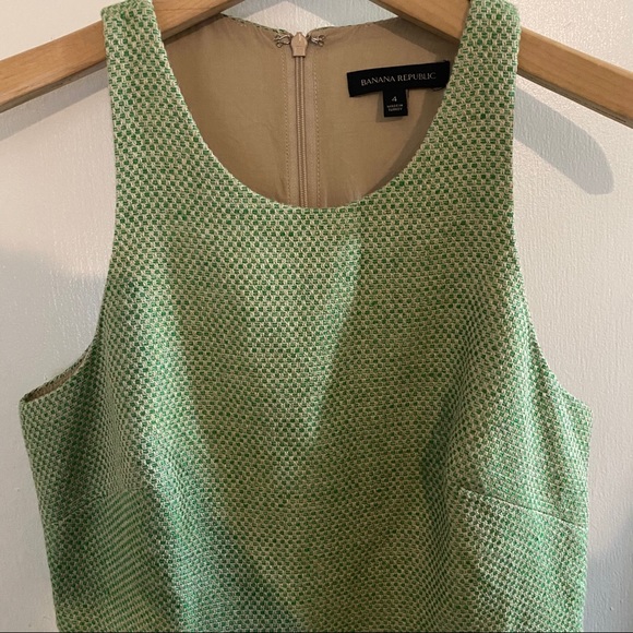 Banana Republic Tweed Fit and Flare Dress Size 4. - Picture 5 of 5